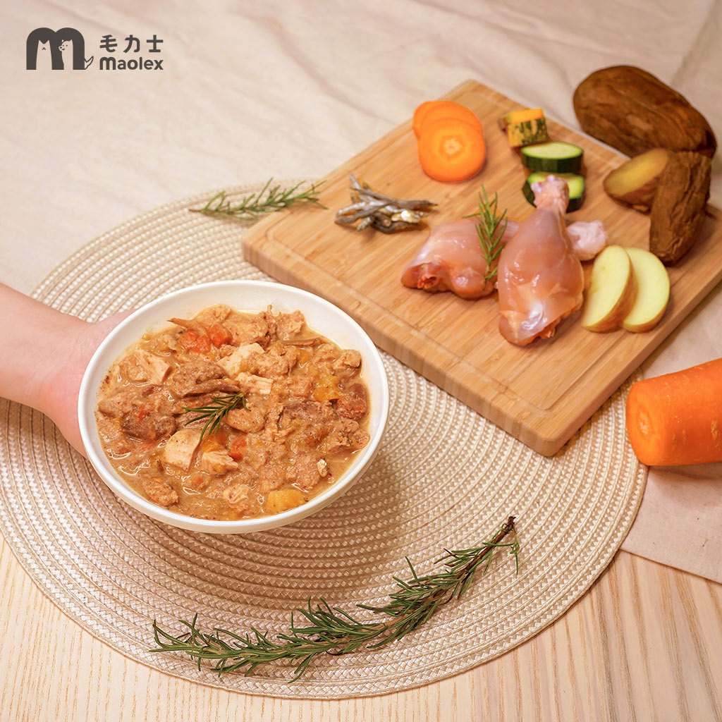 毛力士Maolex-狗狗主食餐包/鮮食-法式迷迭香雞腿小魚-依據毛孩生理所需所調配而成,每日所需之五大營養素均符合毛孩營養均衡需求